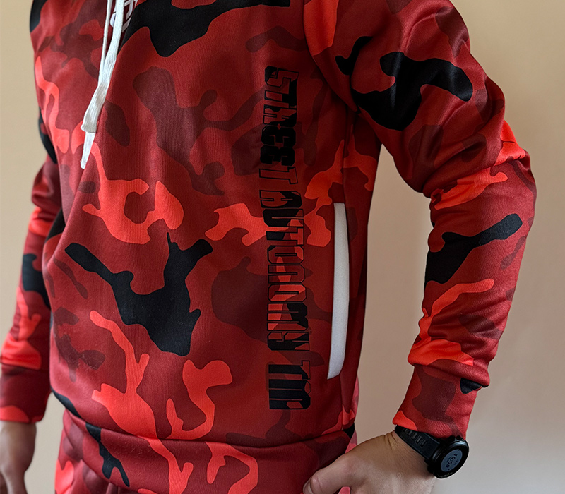 BLUZA Z KAPTUREM STREET AUTONOMY CAMON RED 2026 - obrazek 3
